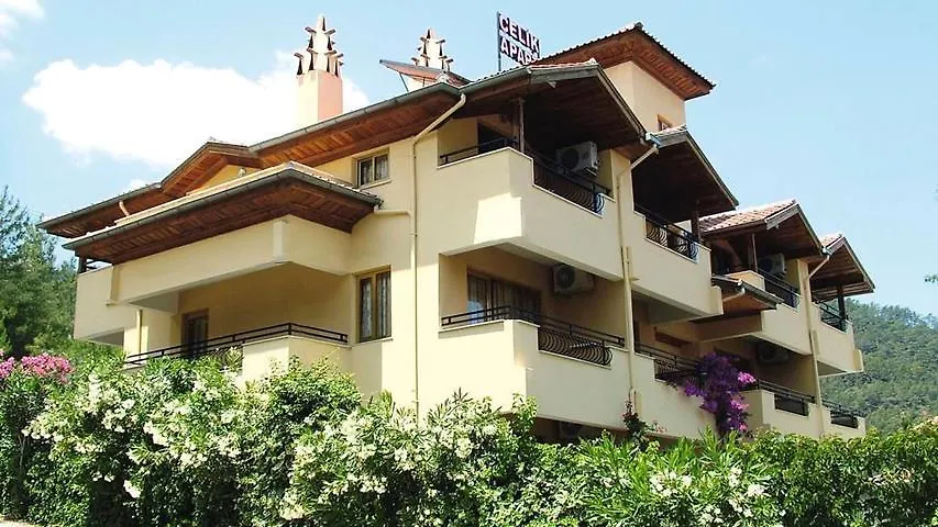 Hotel Celik Apartments Icmeler
